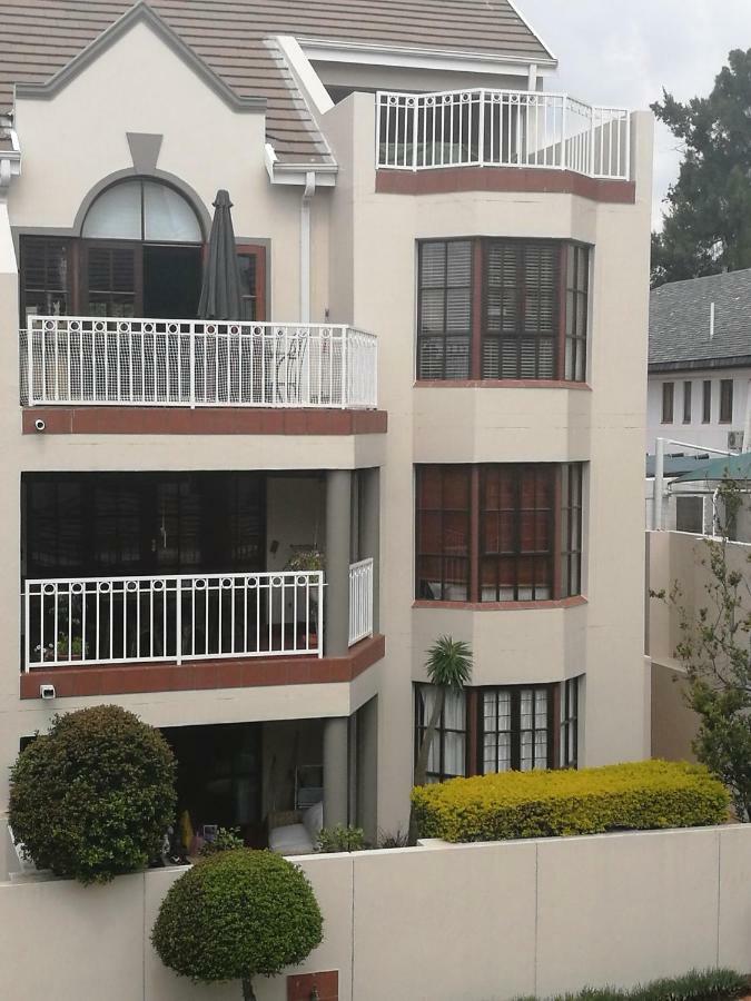 Апартаменты Rivonia One & Only Йоханнесбург Экстерьер фото