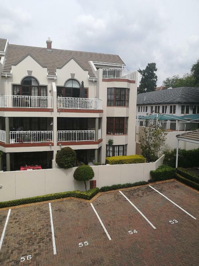 Апартаменты Rivonia One & Only Йоханнесбург Экстерьер фото